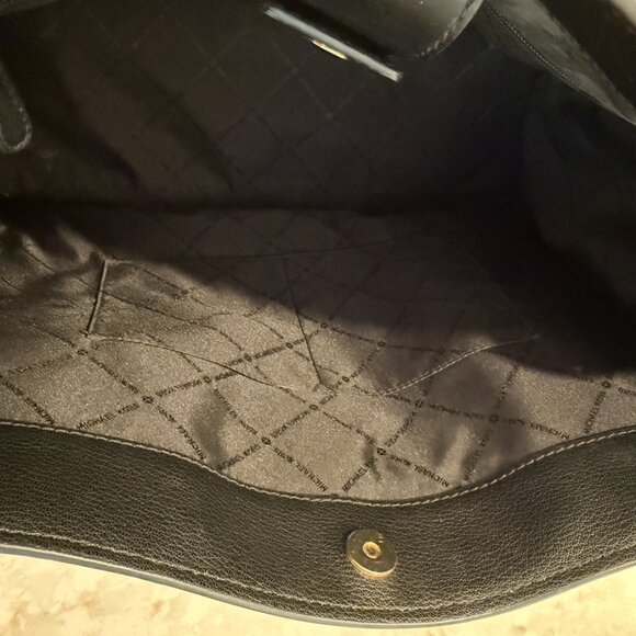 EUC Authentic Michael Kors Black Leather/ Suede / Croc Embossed Hamilton Tote - Picture 10 of 10